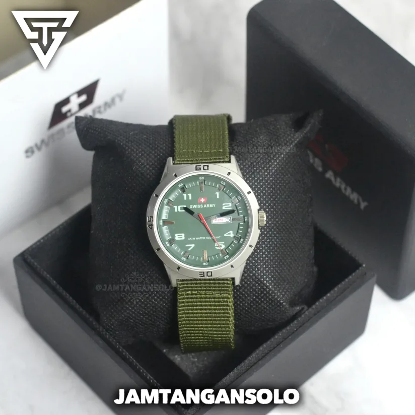 Swiss Army 109 Nato Premium
