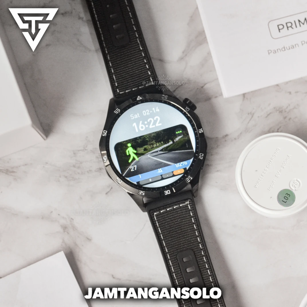 Hitam