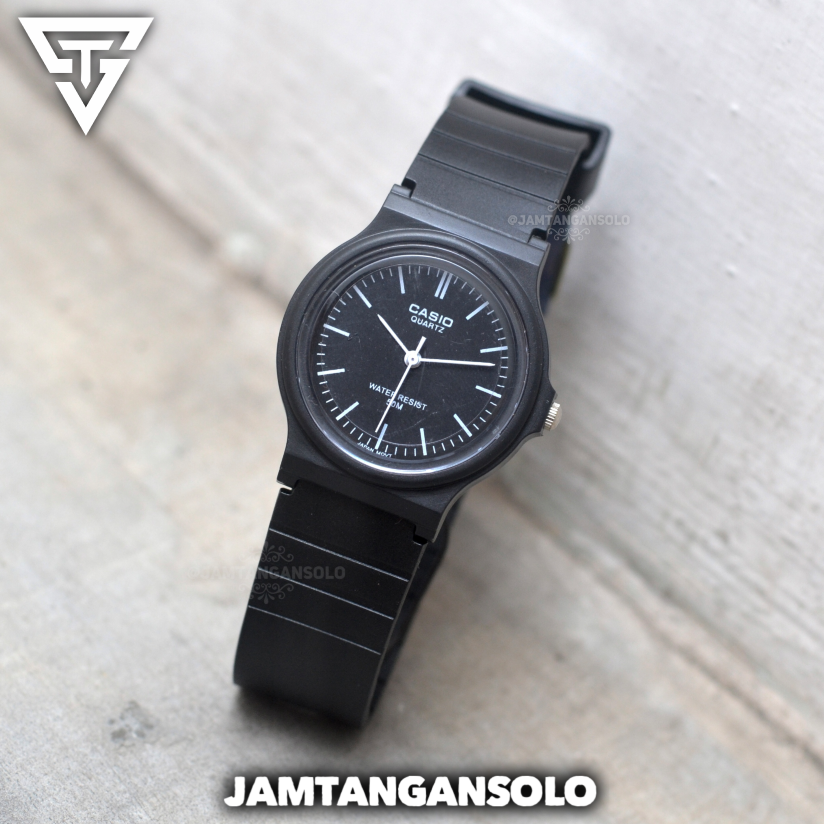 Hitam - List Putih
